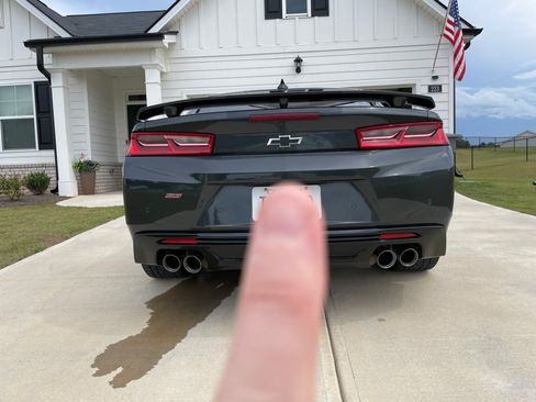 Used 2016 Chevrolet Camaro SS RWD image 8
