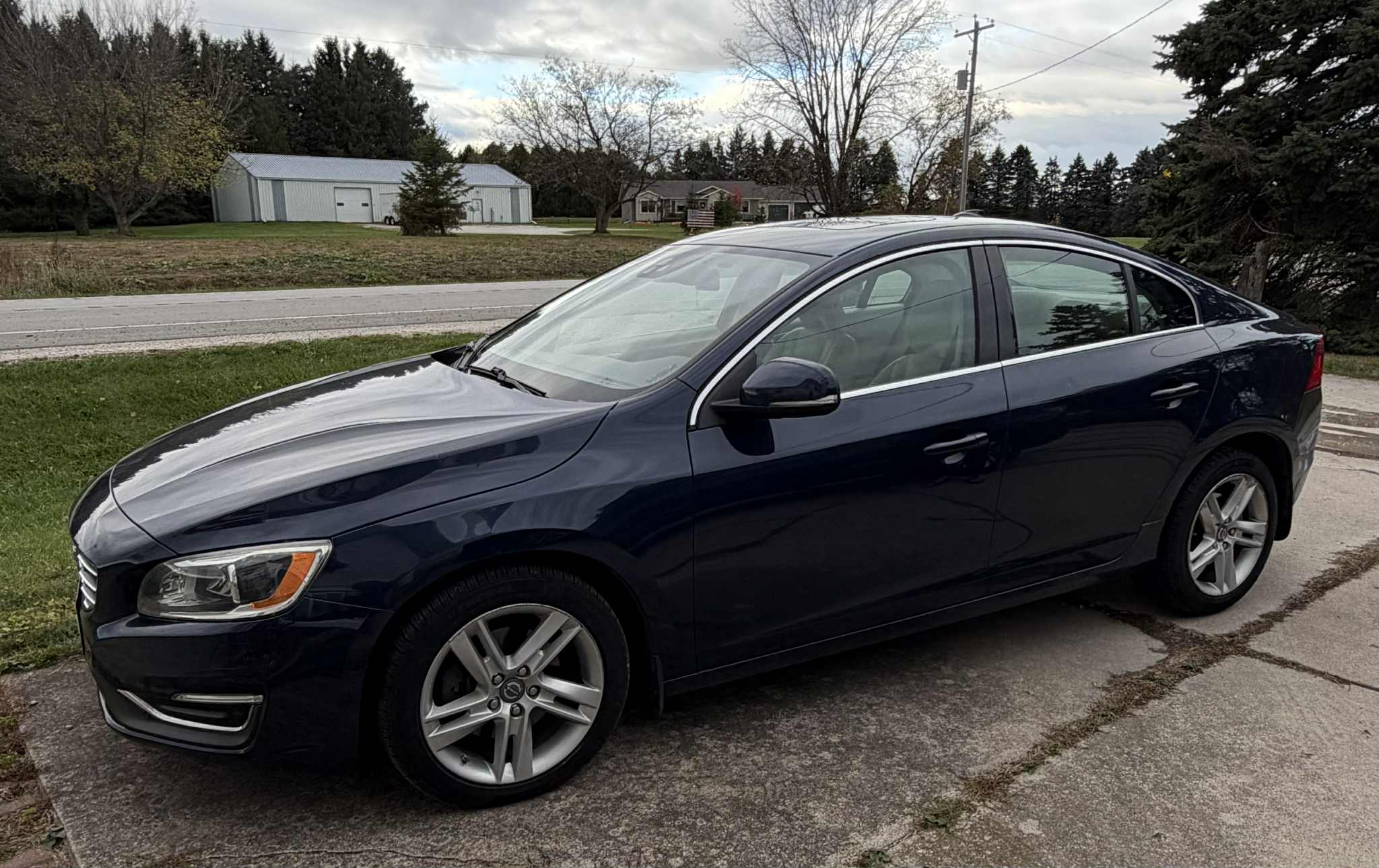 Used 2015 Volvo S60 T5 Premier Plus image 4
