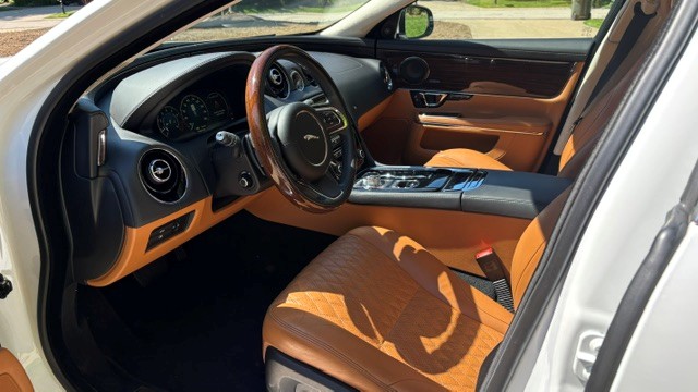 Used 2018 Jaguar XJ L Portfolio AWD/4WD image 6
