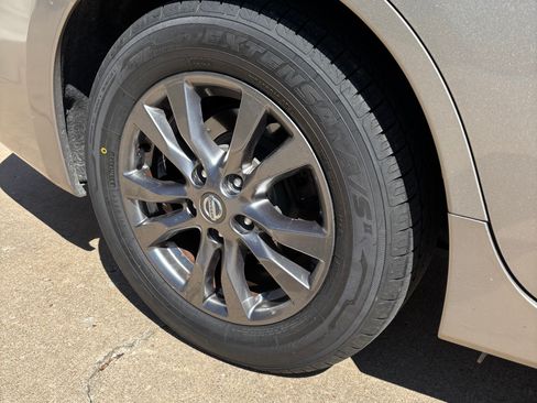 Used 2015 Nissan Altima 2.5 S w/ Power Driver Seat Package image 19