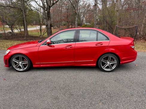 Used 2009 Mercedes-Benz C 350 Sport image 4