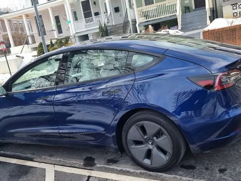 Used 2023 Tesla Model 3 Standard Range image 6