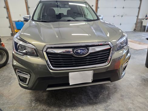 Used 2020 Subaru Forester Touring image 10