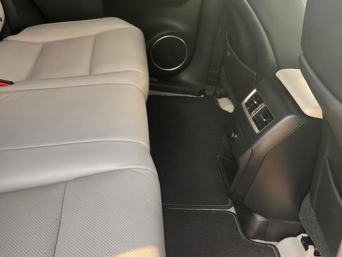 Used 2019 Lexus RX 350 AWD w/ Navigation Package image 13