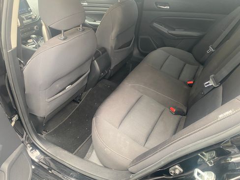 Used 2020 Nissan Altima 2.5 S image 2