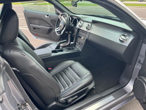Used 2006 Ford Mustang GT image 6