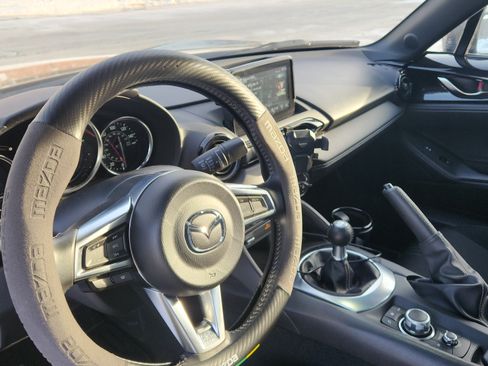 Used 2021 MAZDA MX-5 Miata RF Club image 10