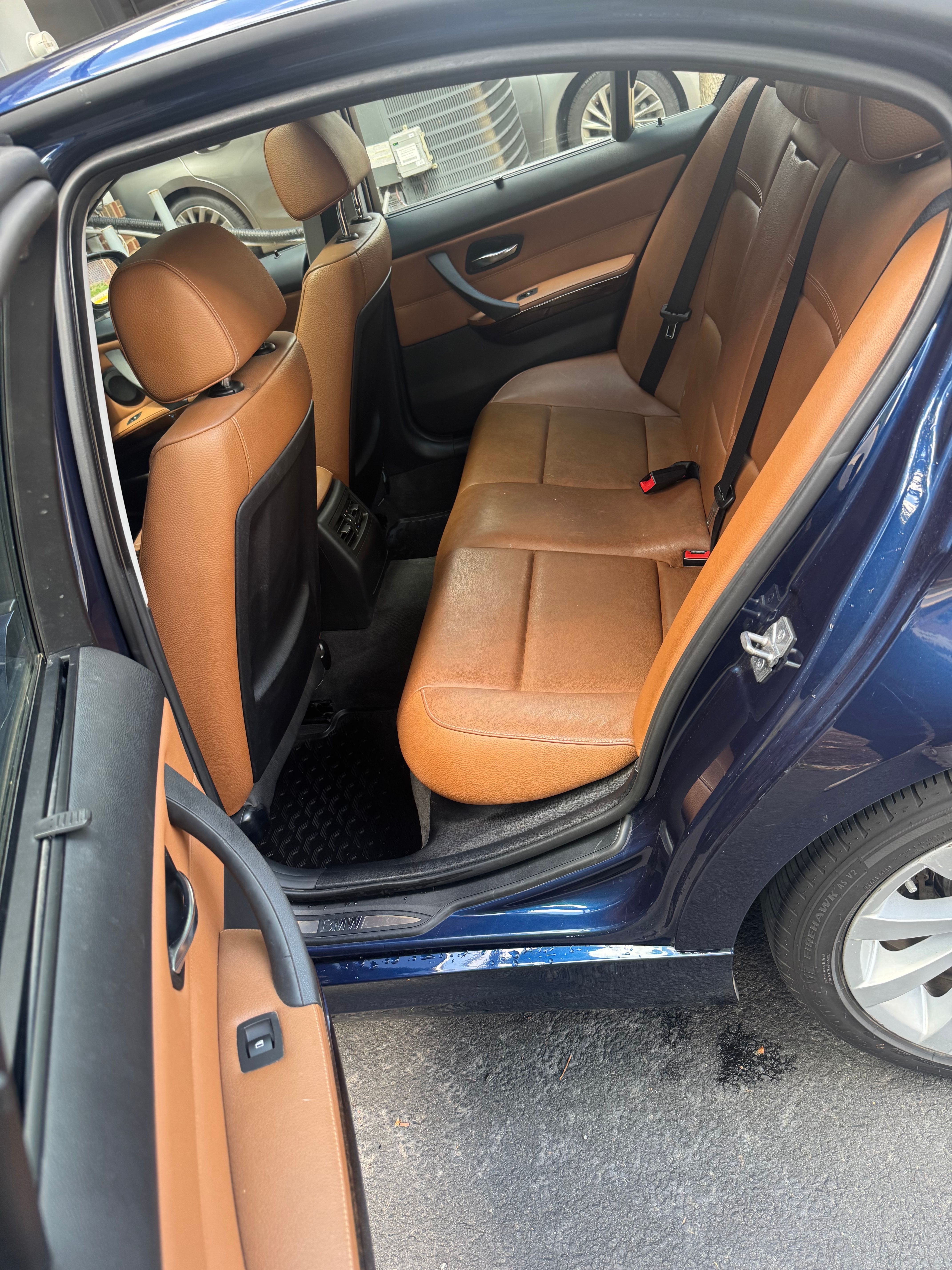 Used 2011 BMW 328i xDrive Sedan AWD/4WD image 22