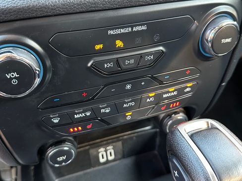 Used 2019 Ford Ranger XLT w/ Equipment Group 302A Luxury RWD image 26