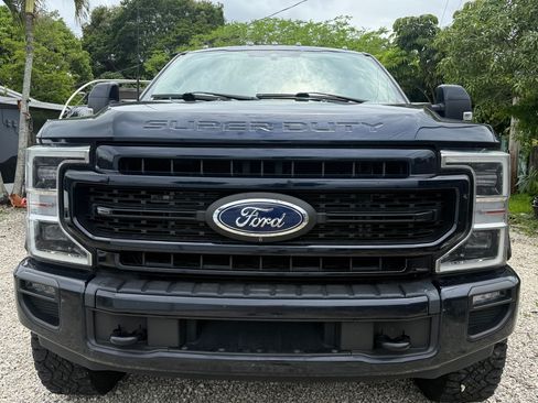Used 2022 Ford F250 Lariat w/ Tremor Off-Road Package AWD/4WD image 2