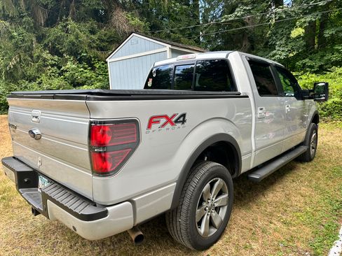 Used 2014 Ford F150 FX4 w/ Equipment Group 402A Luxury AWD/4WD image 5
