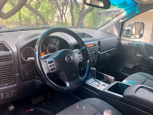 Used 2008 Nissan Titan SE image 6