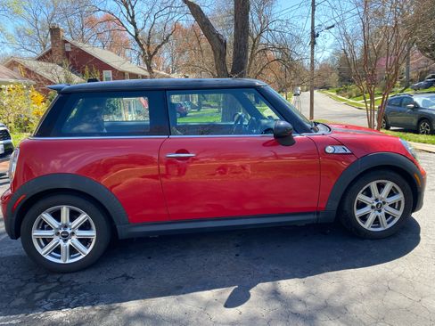 Used 2013 MINI Cooper S image 6