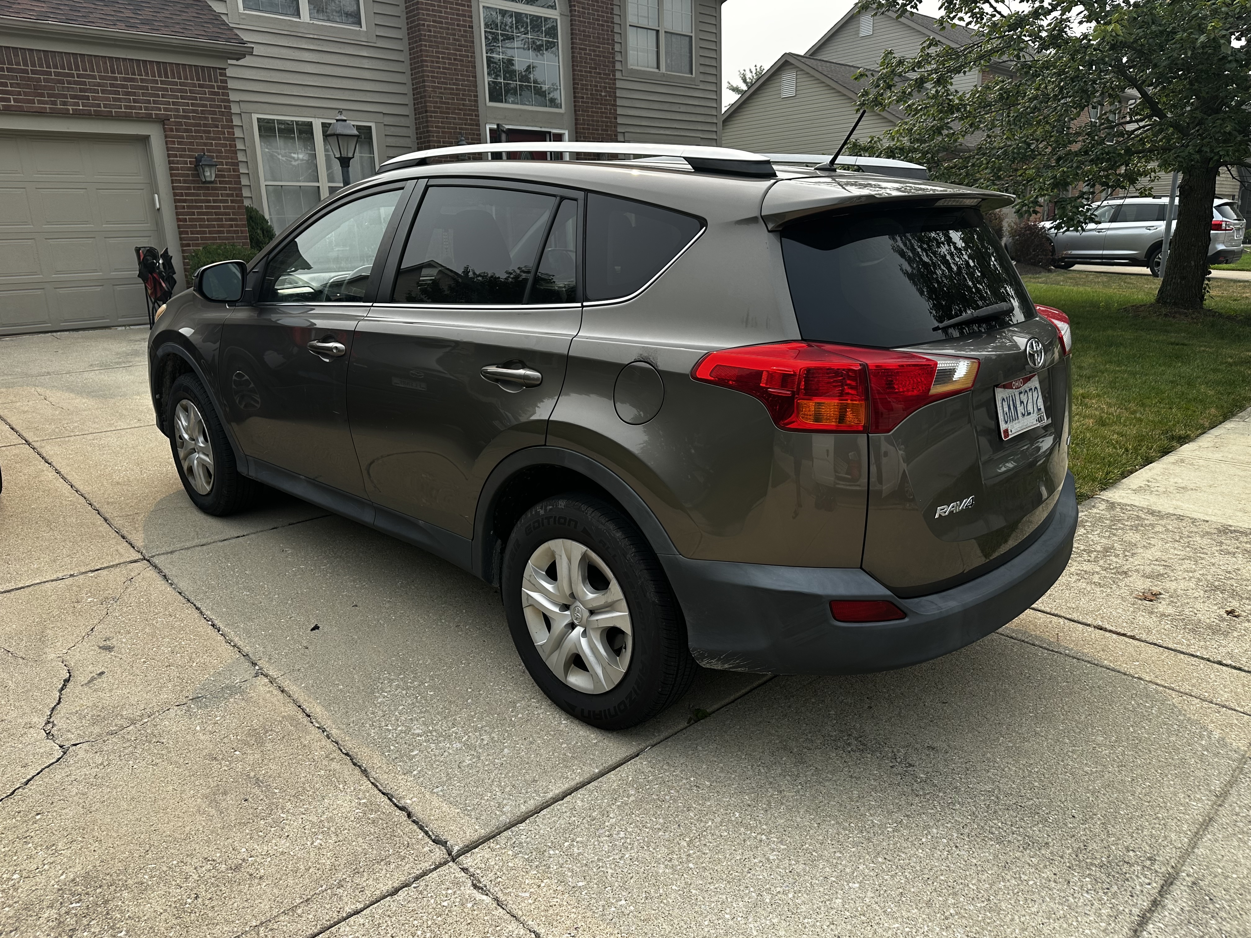 Used 2015 Toyota RAV4 LE FWD image 6