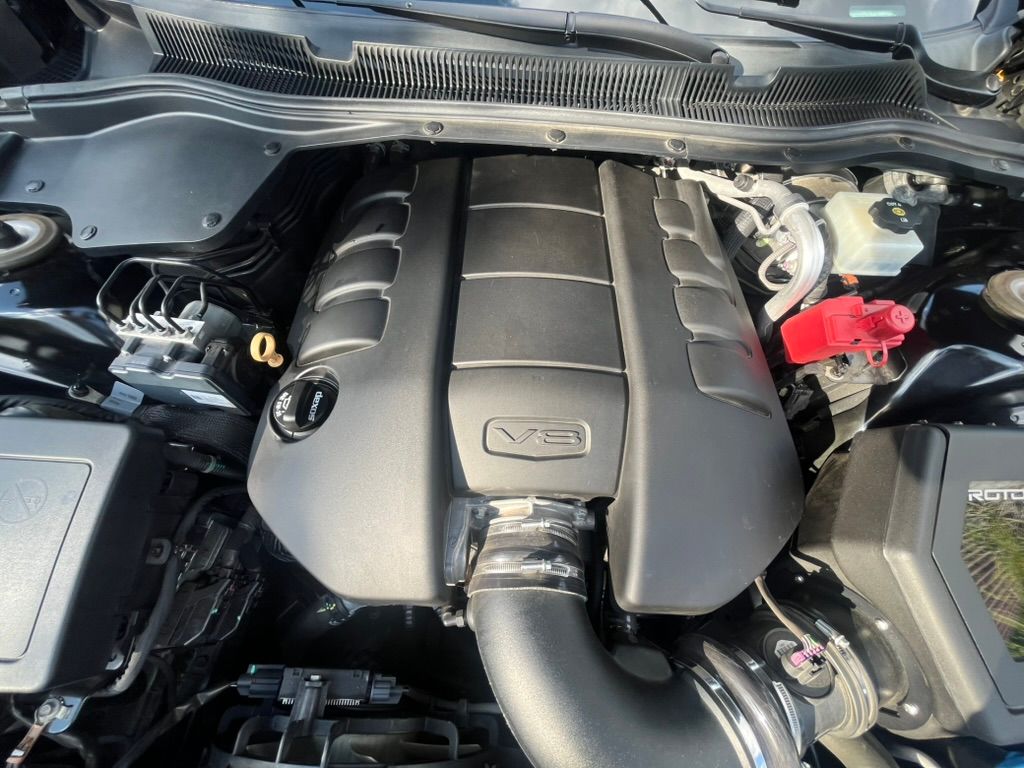 Used 2017 Chevrolet SS RWD image 24
