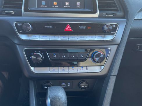 Used 2018 Hyundai Sonata SE image 14