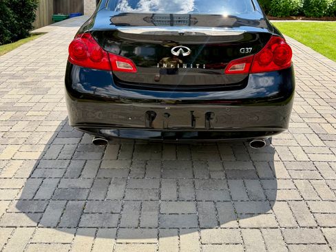 Used 2010 INFINITI G37 Journey w/ Premium Pkg RWD image 4