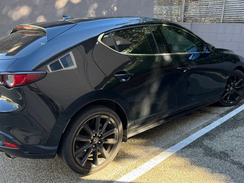 Used 2020 MAZDA MAZDA3 Premium Hatchback 4D image 4