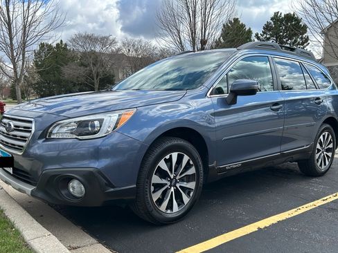 Used 2015 Subaru Outback 2.5i Limited image 1