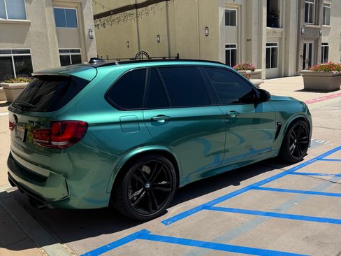 Used 2018 BMW X5 M image 2