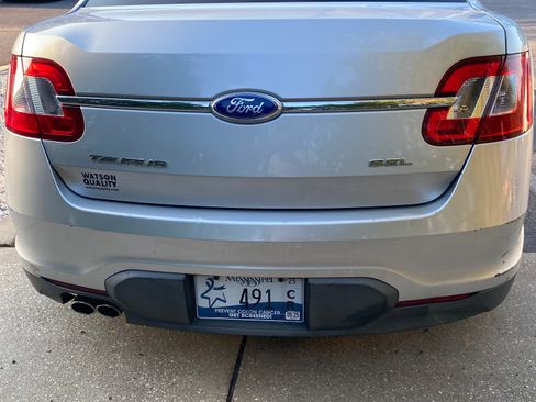 Used 2012 Ford Taurus SEL image 5