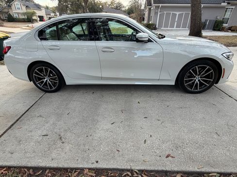 Used 2020 BMW 330i xDrive Sedan w/ Premium Package image 5