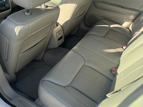Used 2009 Cadillac DTS image 22