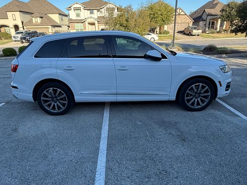 Used 2019 Audi Q7 3.0T Prestige image 5