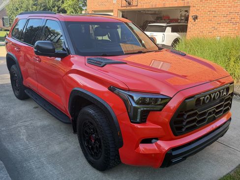 Used 2023 Toyota Sequoia TRD Pro AWD/4WD image 1