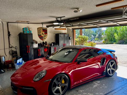 Used 2022 Porsche 911 Turbo S image 1