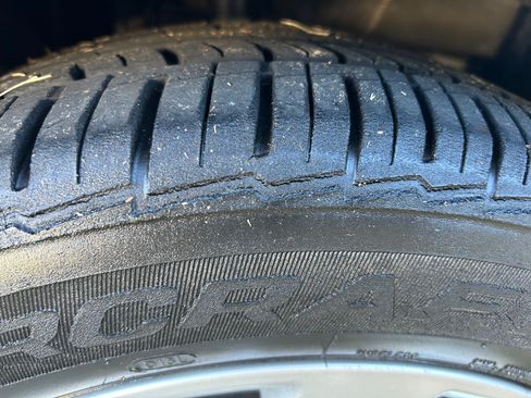 Used 2019 Nissan Sentra SV image 3