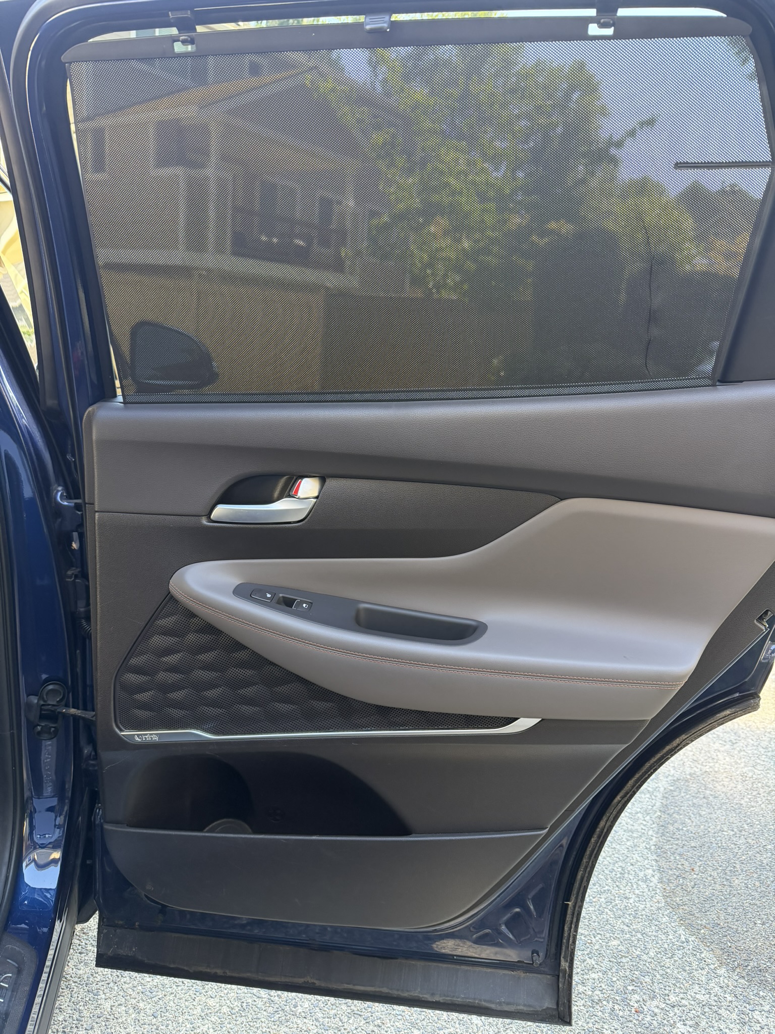 Used 2019 Hyundai Santa Fe AWD w/ Cargo Package image 21