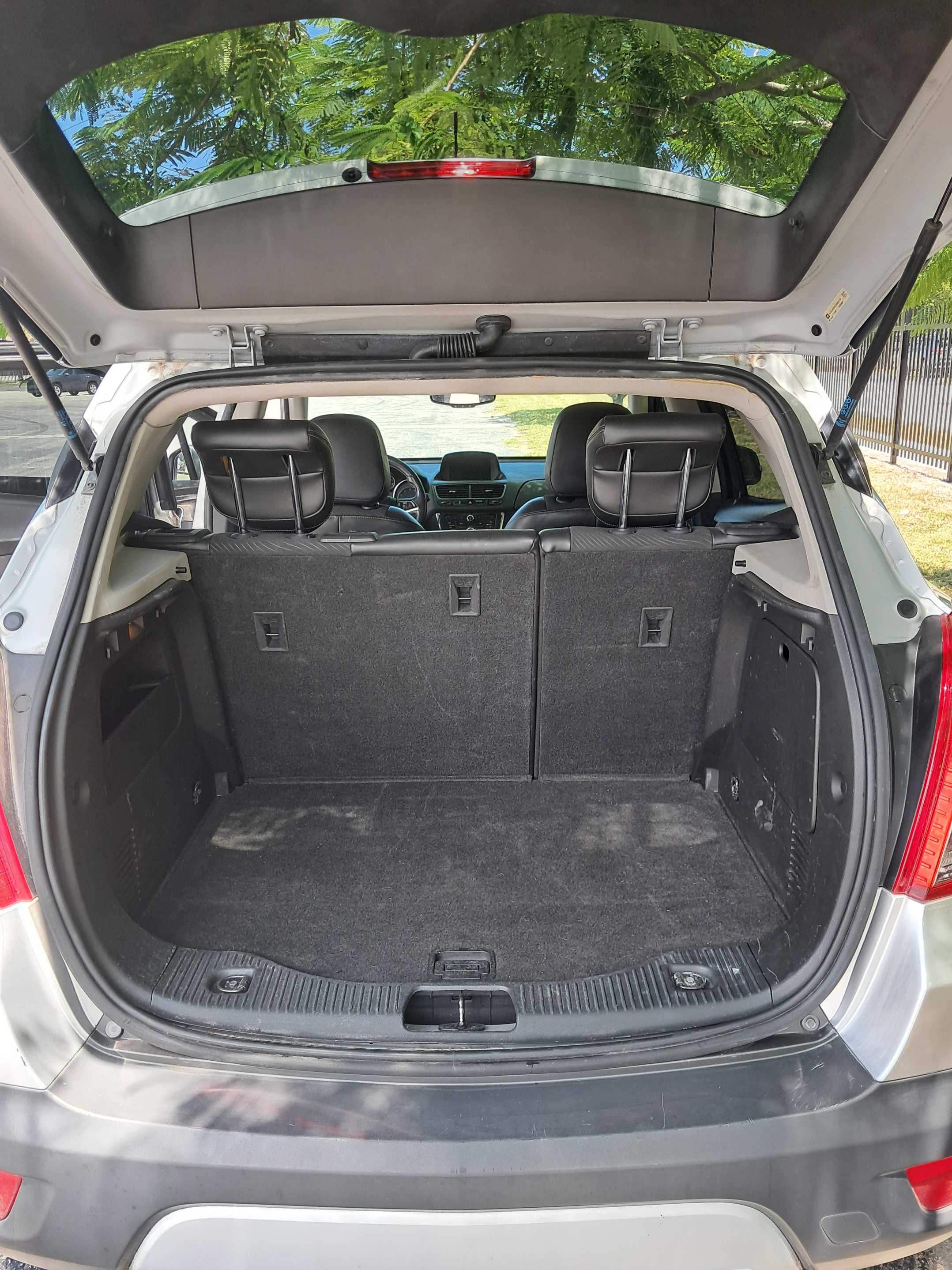 Used 2014 Buick Encore FWD image 15