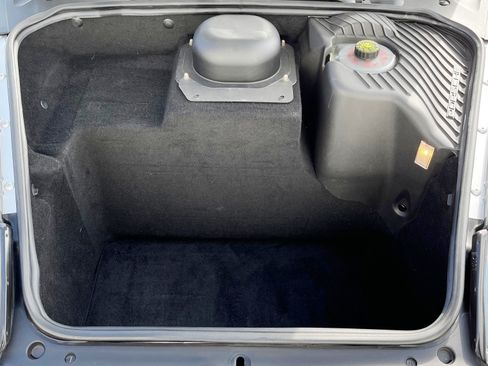 Used 2004 Porsche 911 Carrera 4S image 25