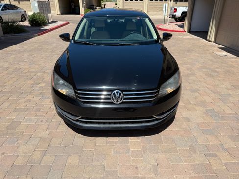 Used 2012 Volkswagen Passat 2.5 SE image 5