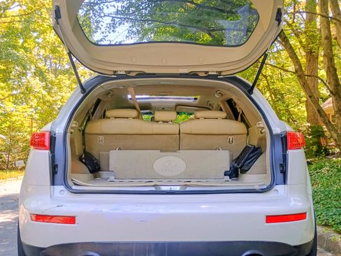 Used 2008 INFINITI FX35 2WD w/ Touring Pkg image 11