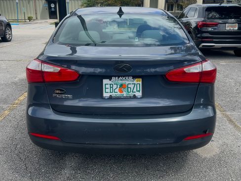Used 2015 Kia Forte LX w/ Popular Package image 2