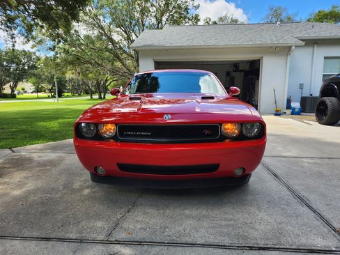 Used 2009 Dodge Challenger R/T image 4
