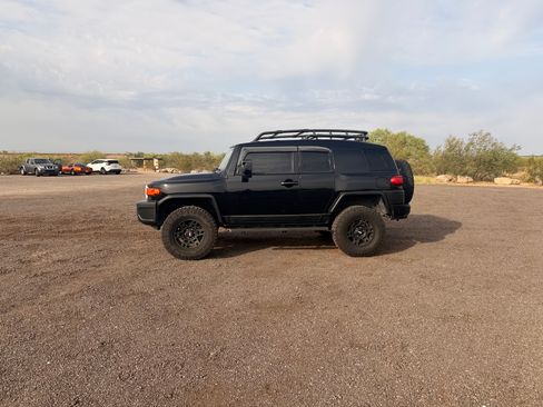 Used 2007 Toyota FJ Cruiser 4WD image 4