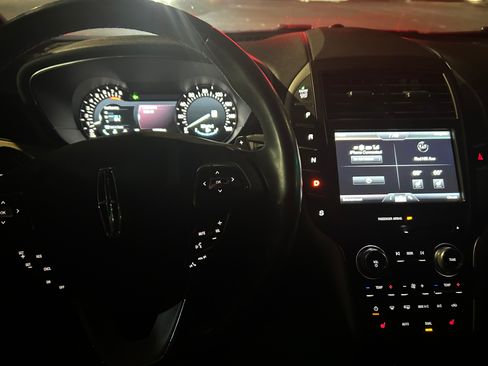 Used 2015 Lincoln MKC FWD w/ Equipment Group 101A Select image 23