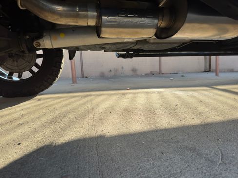 Used 2020 GMC Sierra 1500 AT4 w/ AT4 Premium Package image 17