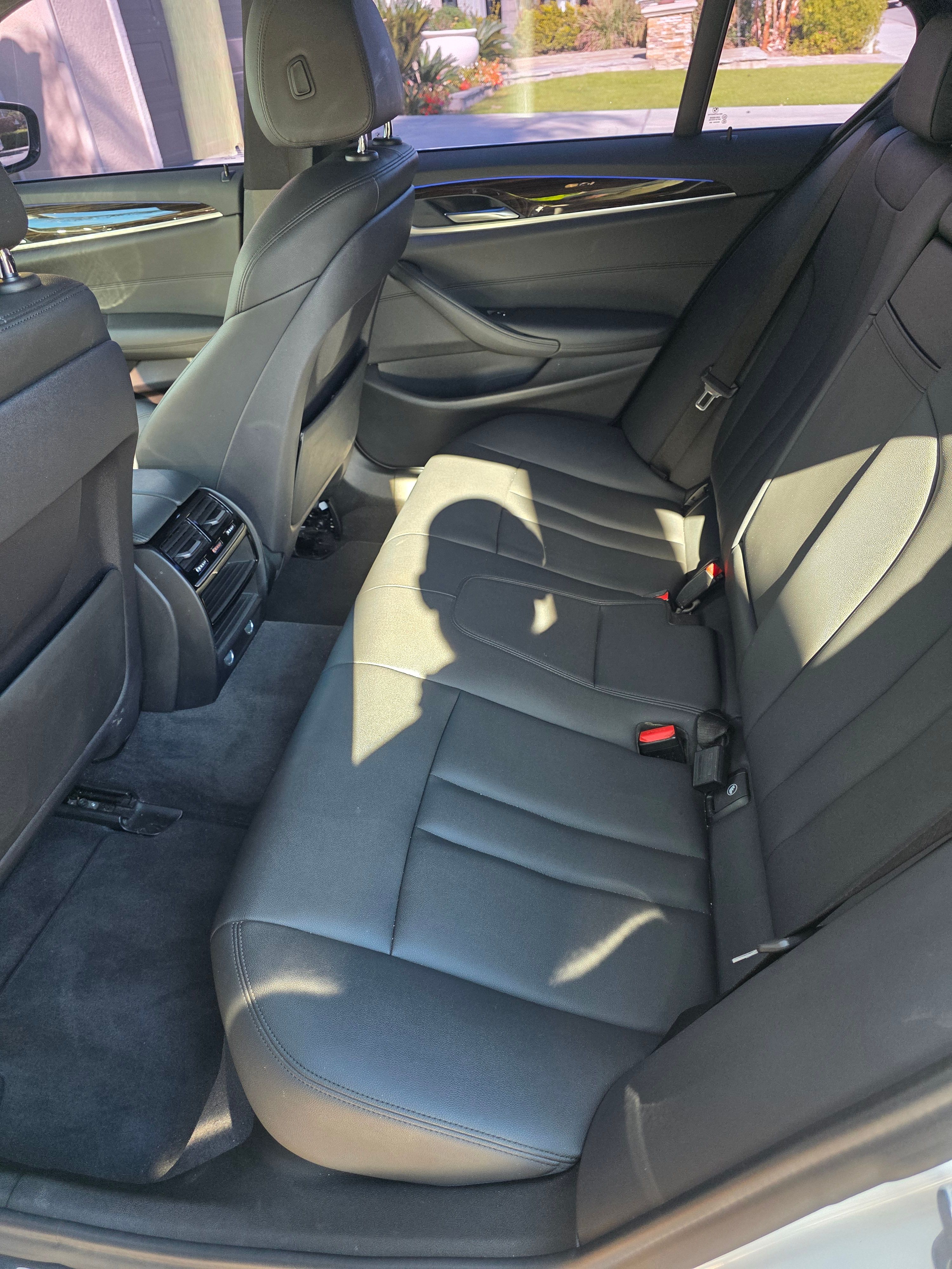 Used 2019 BMW 530i w/ Convenience Package RWD image 17