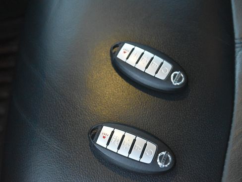 Used 2018 Nissan Pathfinder SL w/ SL Premium Package image 24