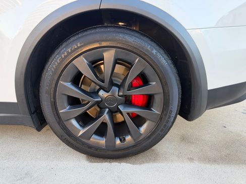 Used 2023 Tesla Model X Plaid AWD/4WD image 11