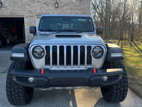 Used 2021 Jeep Gladiator Mojave image 6