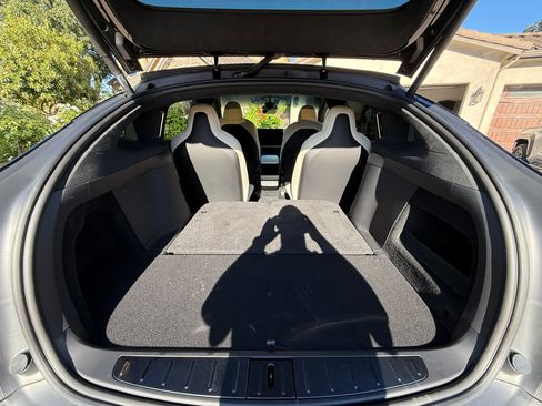 Used 2024 Tesla Model X Plaid AWD/4WD image 8