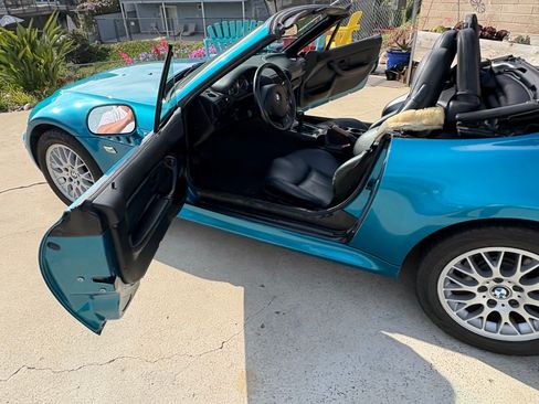 Used 2001 BMW Z3 2.5i RWD image 23