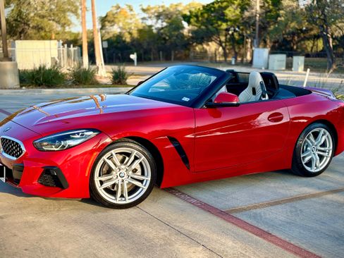 Used 2019 BMW Z4 sDrive30i w/ M Sport Package image 5