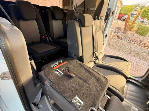 Used 2020 Ford Transit Connect XL FWD image 15
