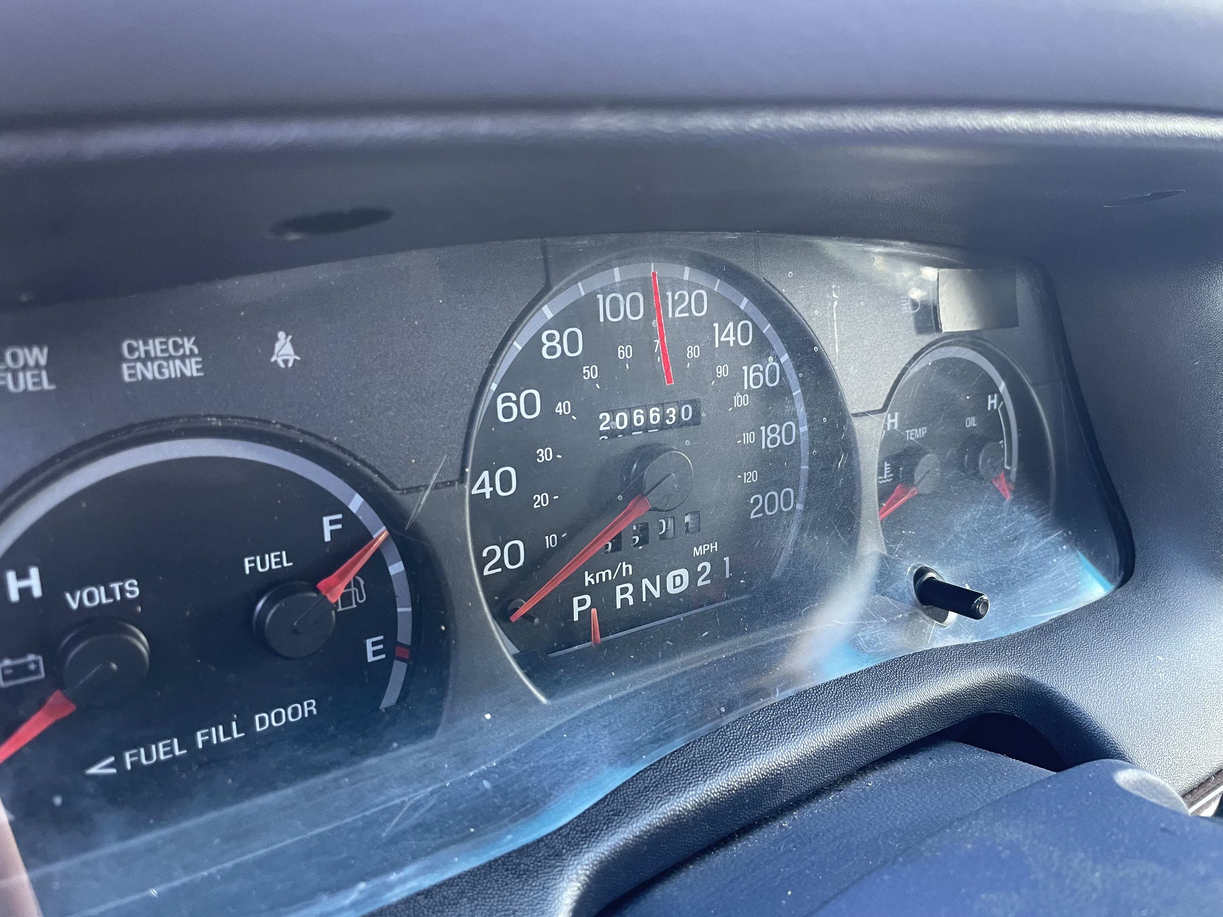 Used 2002 Ford Crown Victoria LX RWD image 9